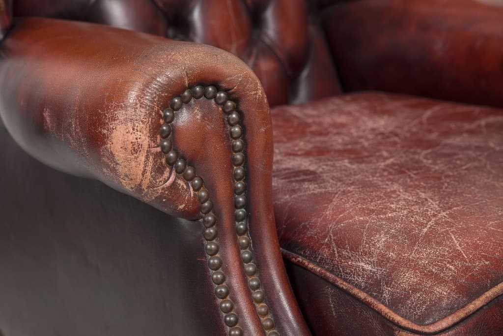 why-is-it-time-to-consider-leather-upholstery