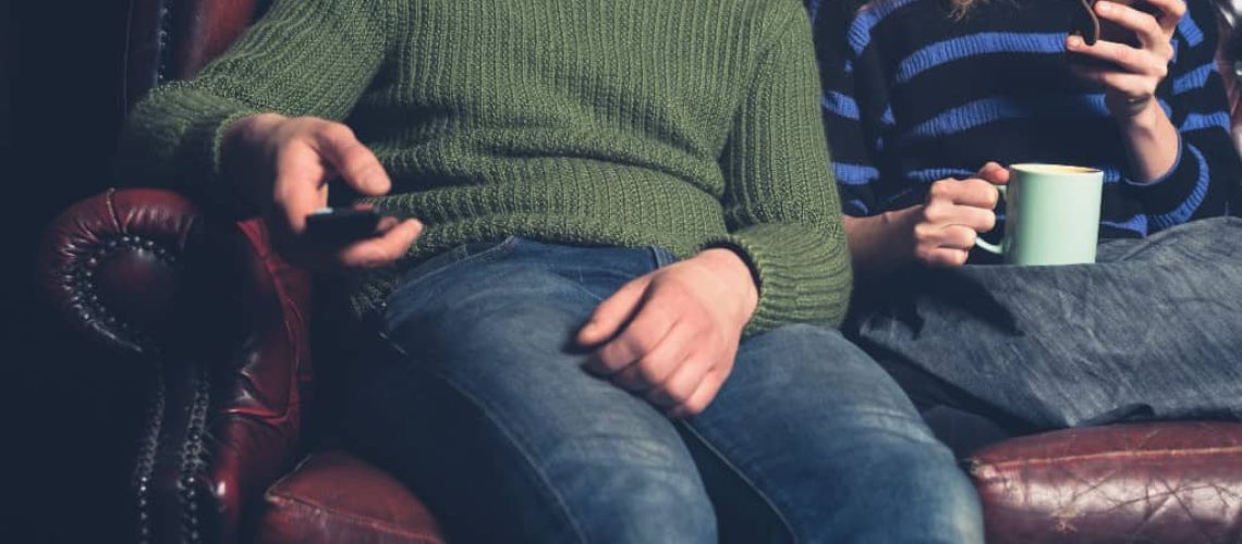 7-habits-that-can-shorten-the-life-span-of-your-leather-couch